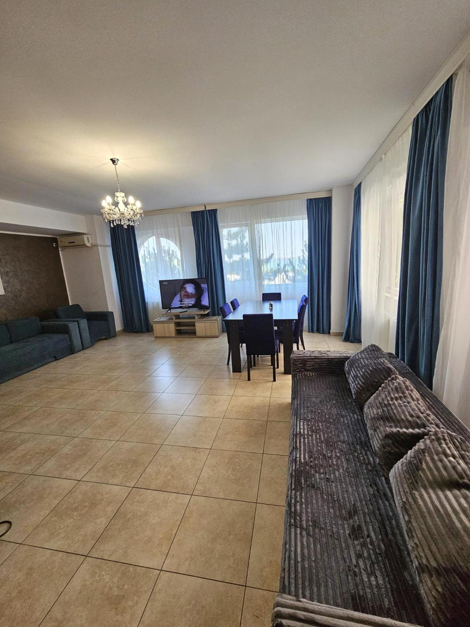 Monaco Summerland Apartments Mamaia Exterior foto