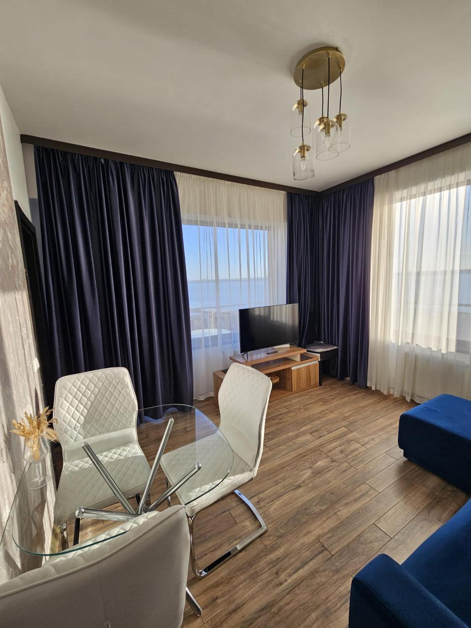 Monaco Summerland Apartments Mamaia Exterior foto